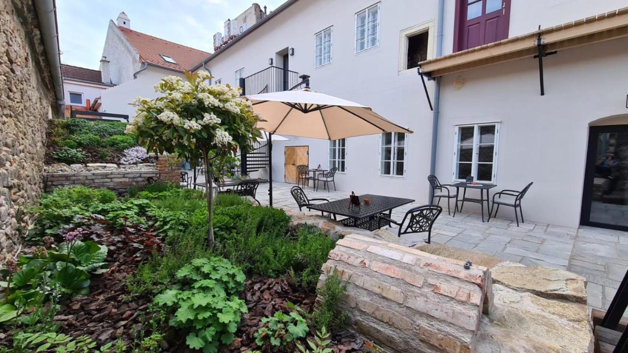 Krone Svaty Jur Exterior foto